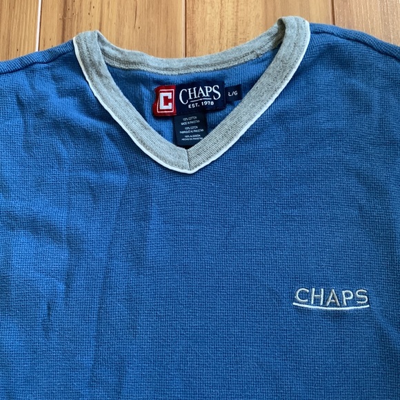 Chaps Vneck Mens Shirt L Large 100% cotton Blue V neck top Short sleeve - Picture 3 of 3